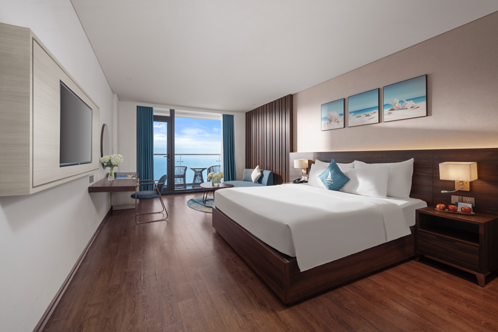 Grand Beach front